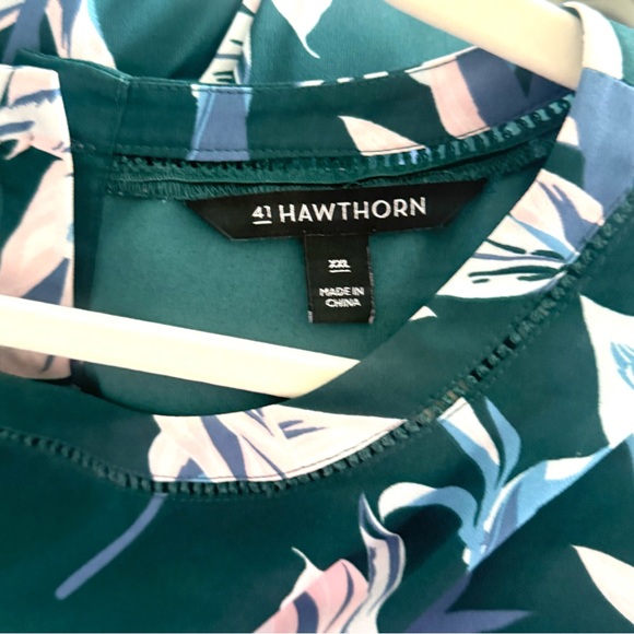 ⭐️ 41 Hawthorn Lakynn Lattice Detail Button Back Blouse - Picture 3 of 7